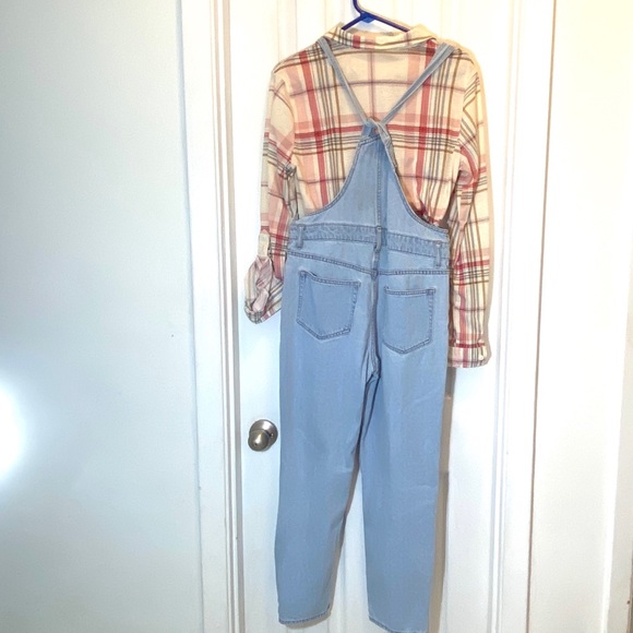 Overalls Light Wash Size 27 Zip Fly - Picture 2 of 6